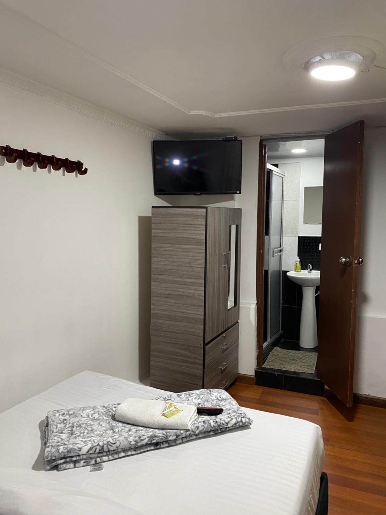 Hotel Quintas De Богота Экстерьер фото